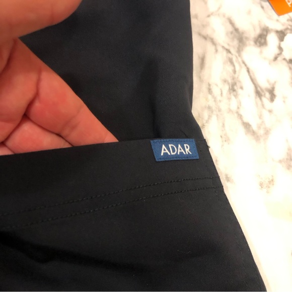 NWT New Adar Pro Sweetheart V-Neck Scrub Top, black color Size XL - Picture 8 of 16